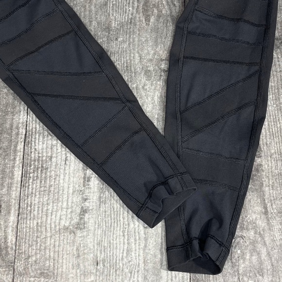 ⭐️ Lululemon Wunder Under Pant Tech Mesh [1254] - Picture 8 of 11